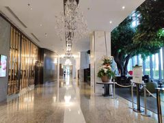 -上海虹桥西郊假日酒店