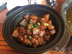 -阿瓦山寨·湘菜现炒·剁椒鱼头王(咸阳总店)