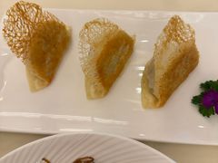 黑松露金网煎锅贴-利苑酒家(合景国际金融广场店)