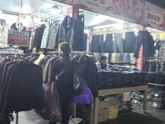 -广州白马服装市场