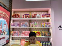 -泡泡玛特POPMART(蓝色港湾店)