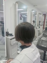 -米娜护肤造型