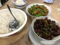 -啄佬食堂
