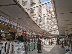 -广州白马服装市场