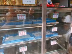 面包甜点陈列柜-澳门长洲糯米糍(柯打苏沙街店)