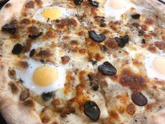 黑松露蘑菇pizza-MOMENTI手工意面(晶耀前滩店)