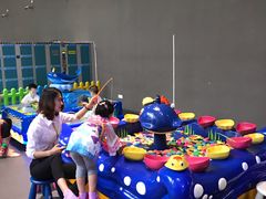 -蒙特利亲子乐园