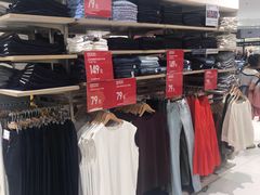 -优衣库(沈阳奥体万达广场店)