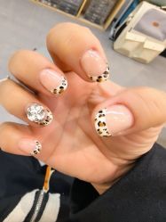 -恐龙·美甲美睫