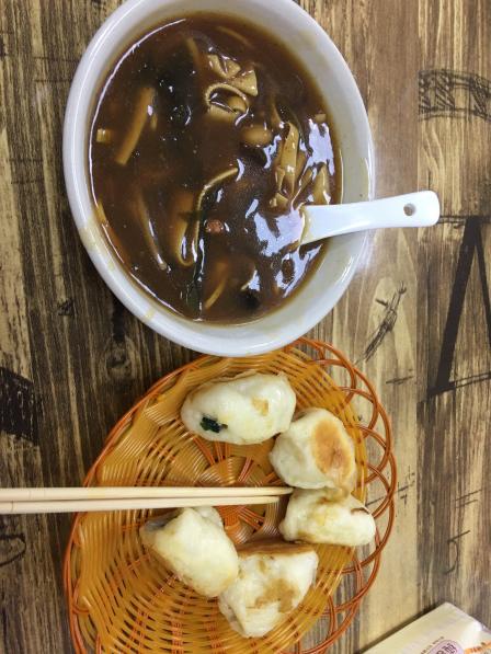 河南秦记胡辣汤(同季街店)-"胡辣汤,水煎包.就在地铁站旁边,吃饱了上.