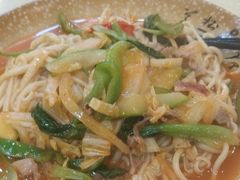 -伊鼎牛肉面(潍坊路店)