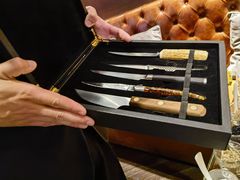 -恰餐厅及酒吧 CHAR Bar & Grill (北京丽都皇冠假日店)