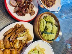-老鼎万春卤菜(五代传承创始老店)