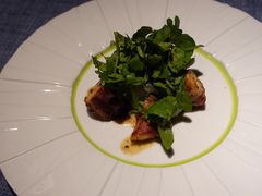 -弦月窗LUNETTE BY AMANDA(复兴路店)