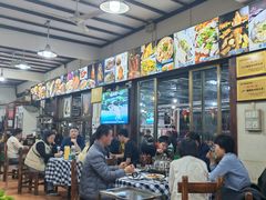 -洞密园美食城(富华路店)