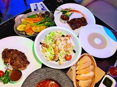 -DEEP·美式餐吧(五棵松华熙LIVE店)