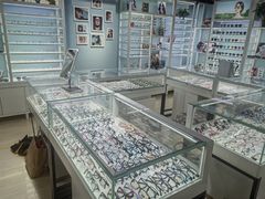 -三叶眼镜城(八佰伴店)
