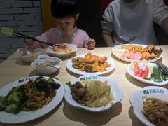 -梦航彩虹之约自助餐厅(华府天地店)