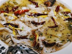 -渔语鱼酸菜鱼新川菜(来福士店)