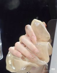 -Halo美甲美睫