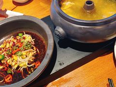 云南经典汽锅鸡-云海肴·汽锅鸡·云南菜(苏州中心店)