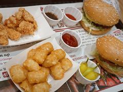 -The Habit Burger Grill 哈比特汉堡(世博店)