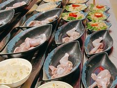 -新艺自助美食城(中山路店)
