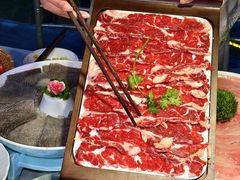 -茅草房·河畔园林火锅