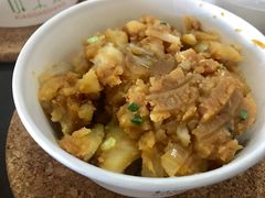 红烧土豆-郭巨人农家食堂(南部商务区店)