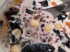 -RUXU入续糖水铺与包(卓悦中心店)