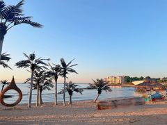 -北戴河碧螺塔海上酒吧公园