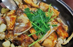 Stir-Fried River Fish Head