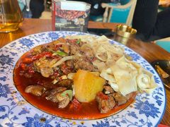 皮带面-柴窝堡22号辣子鸡·传承新疆菜