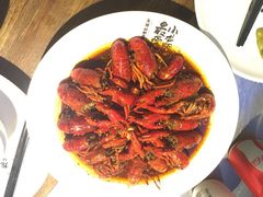 -龙巢盱眙龙虾·牛蛙·烧烤宵夜(八卦岭店)