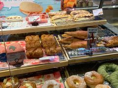 -巴黎贝甜(大宁国际商业广场店)