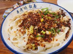 牛肉加油泼-牛肉块扯面(新华街总店)