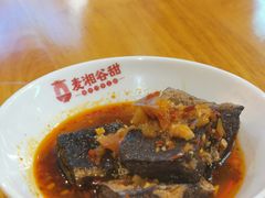 老长沙臭豆腐-呷佬·长沙手工米粉(金沙江路店)