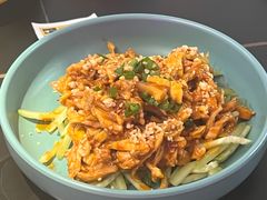 -多嘴超级肉蟹煲(中街恒隆故宫店)