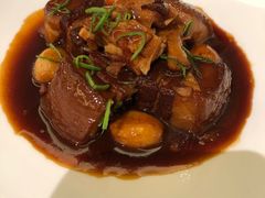 河豚鱼干焖黑猪肉-沈灶河豚宴·河豚融合餐厅(汉中路店)