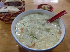 -闫家驴肉火烧(五四店)