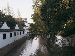 -汇龙潭