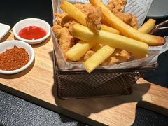 -辣尚瘾·烤鱼·新川菜(牡丹园直营店)
