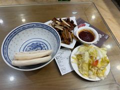 -天发芽·何记葫芦头泡馍·老字号(小南门店)