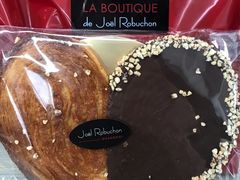 -Salon de The de Joel Robuchon(外滩18号店)