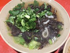 -谢老五跷脚牛肉·非遗传承店