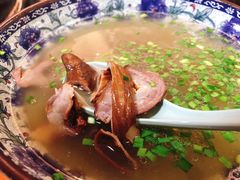 -老新隆牛肉锅贴(新街口店)