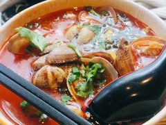 -何记花甲(海岸城旗舰店)