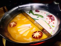 -湊湊火锅·茶憩(东城万达店)
