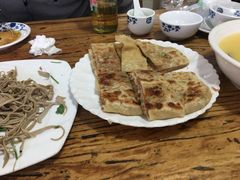 -溢心园香河肉饼总店