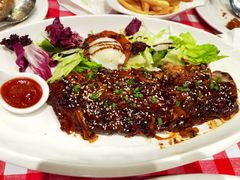 特色烤猪肋排-1886德国汽车餐厅(外滩十六铺码头店)